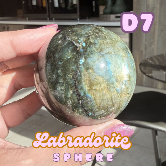 Labradorite Sphere | D7
