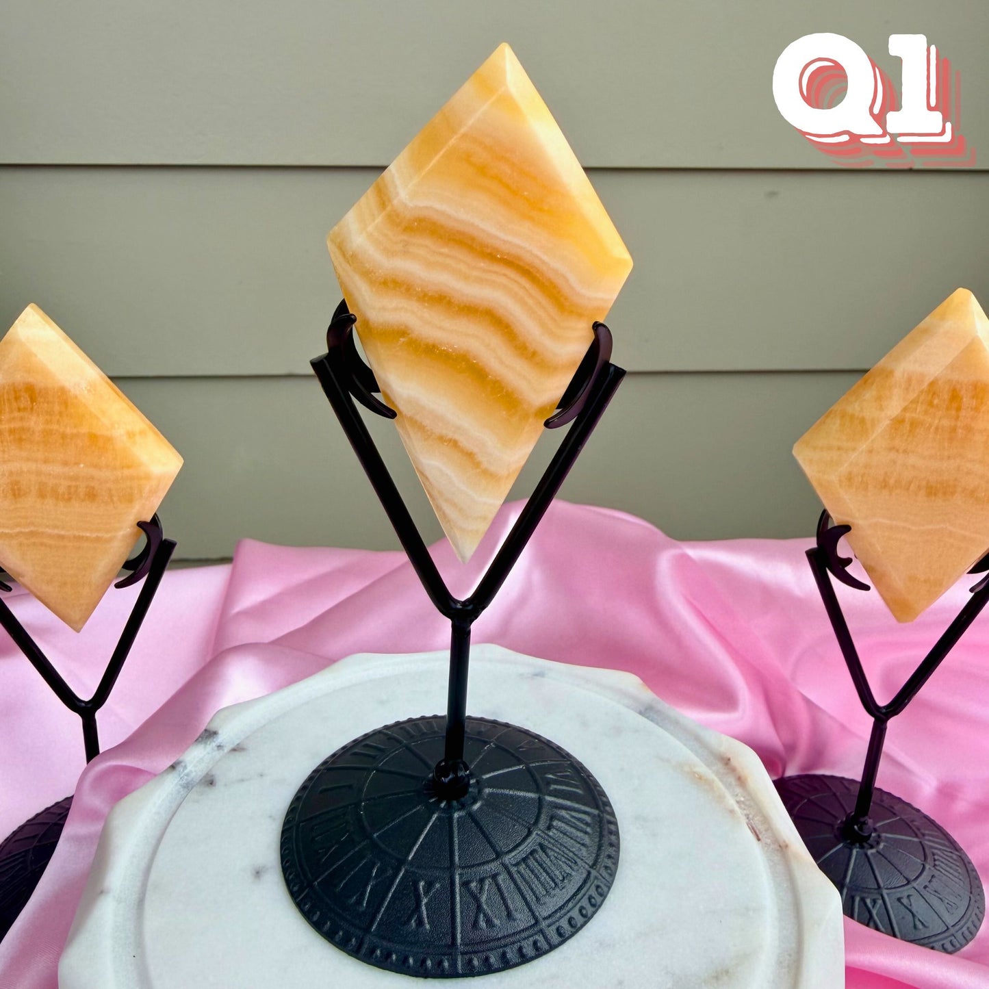 Yellow Calcite Diamond Carving with Stand | Q1